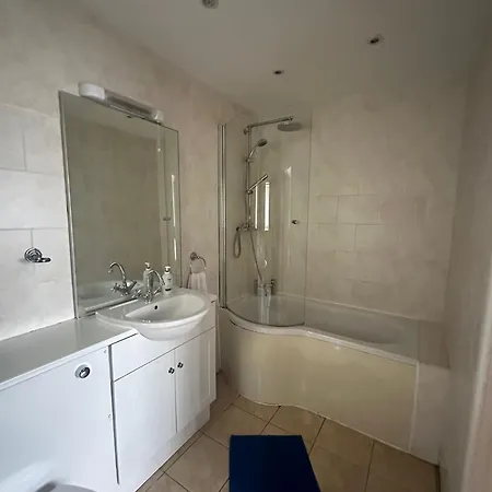 3 Luxury En-Suite Bedrooms Cardiff Exterior photo