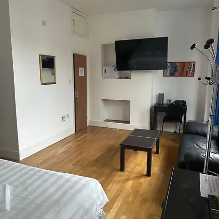 3 Luxury En-Suite Bedrooms Cardiff Exterior photo