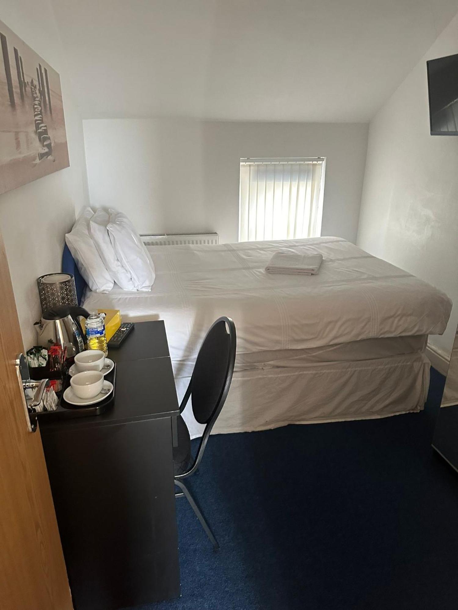 Homestay 3 Luxury En-suite Bedrooms *