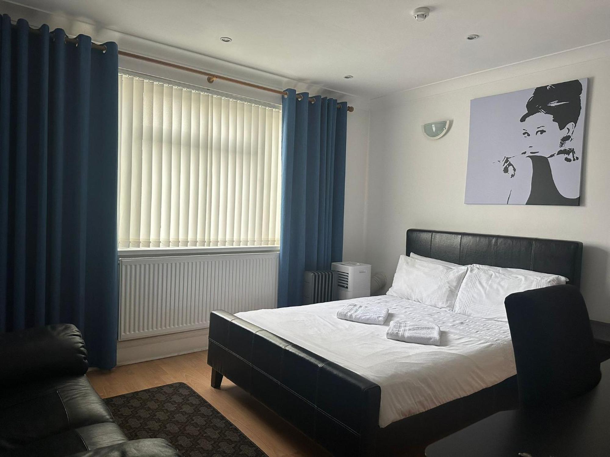Homestay 3 Luxury En-suite Bedrooms Cardiff